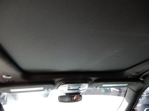 Used 2018 Jeep Grand Cherokee SRT image 23