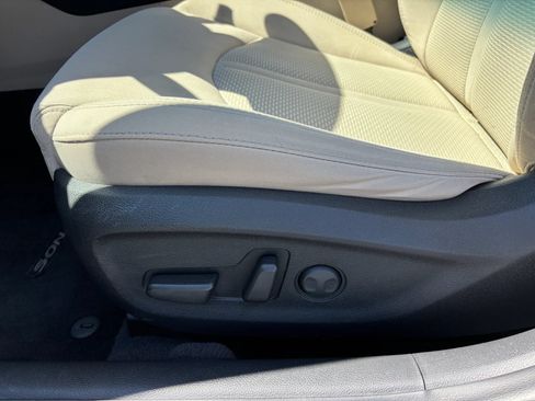 Used 2017 Hyundai Sonata Sport FWD image 13