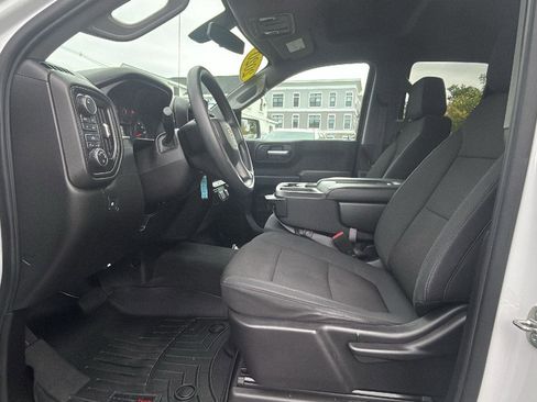 Certified 2020 Chevrolet Silverado 1500 Custom w/ Custom Value Package image 26