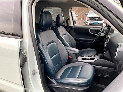 Used 2023 Ford Bronco Sport Outer Banks w/ Tech Package image 10