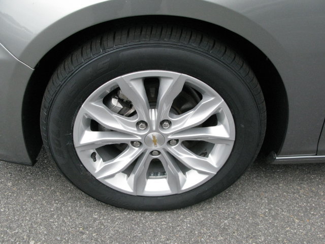 Used 2024 Chevrolet Malibu LT FWD image 10