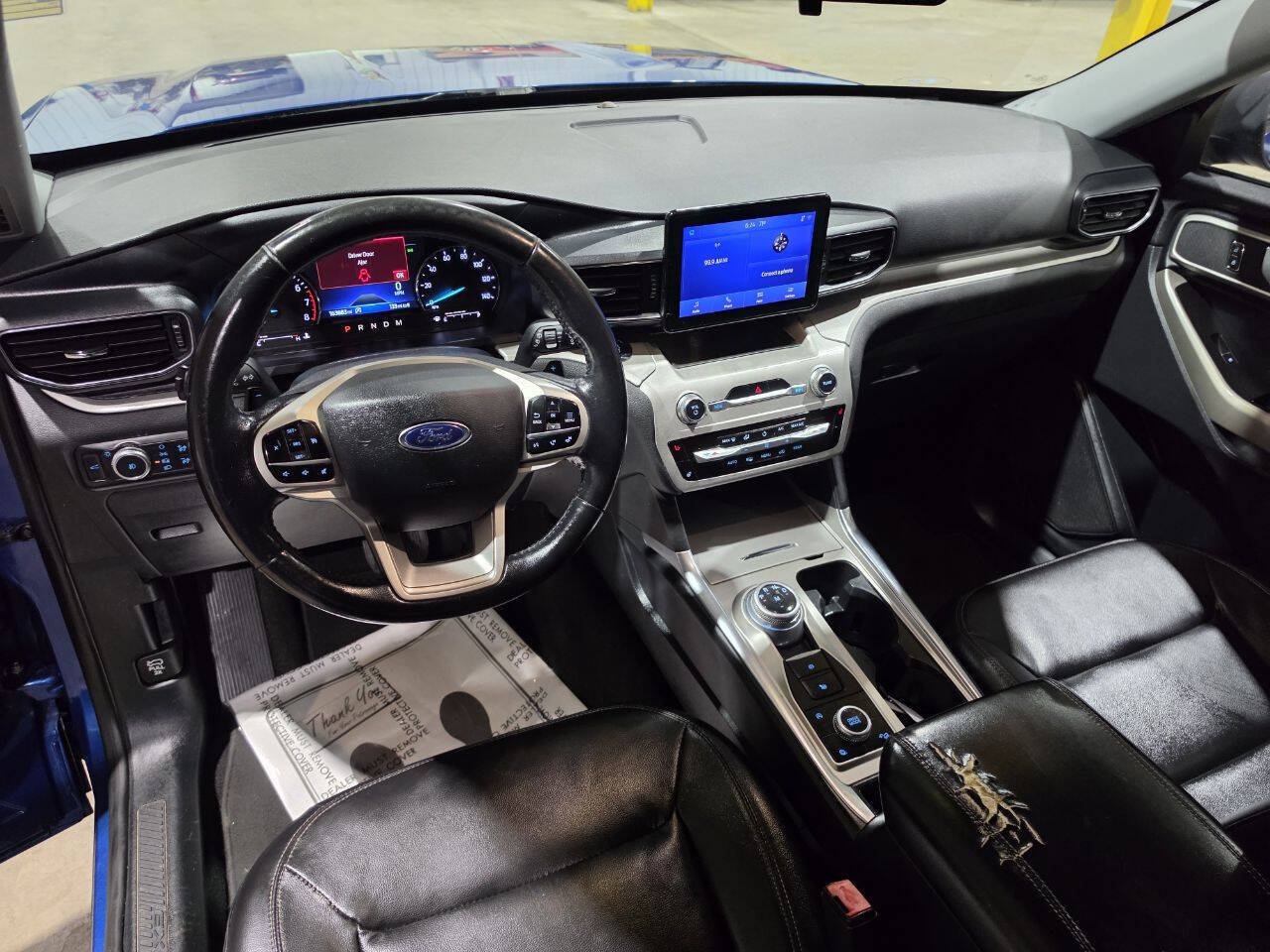 Used 2020 Ford Explorer XLT w/ Equipment Group 202A AWD/4WD image 28