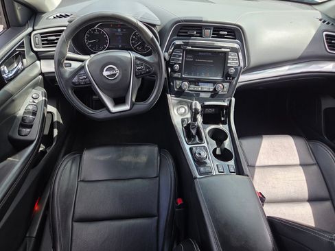 Used 2023 Nissan Maxima SV w/ Floor Mat Group FWD image 8