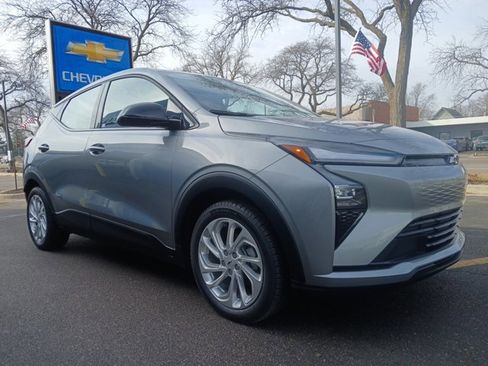 New 2027 Chevrolet Bolt LT w/ Comfort Package FWD image 1