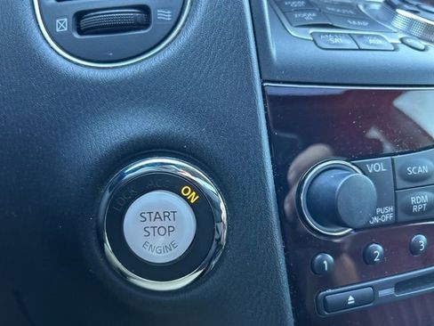 Used 2016 INFINITI QX50 Base w/ Deluxe Touring Package image 17