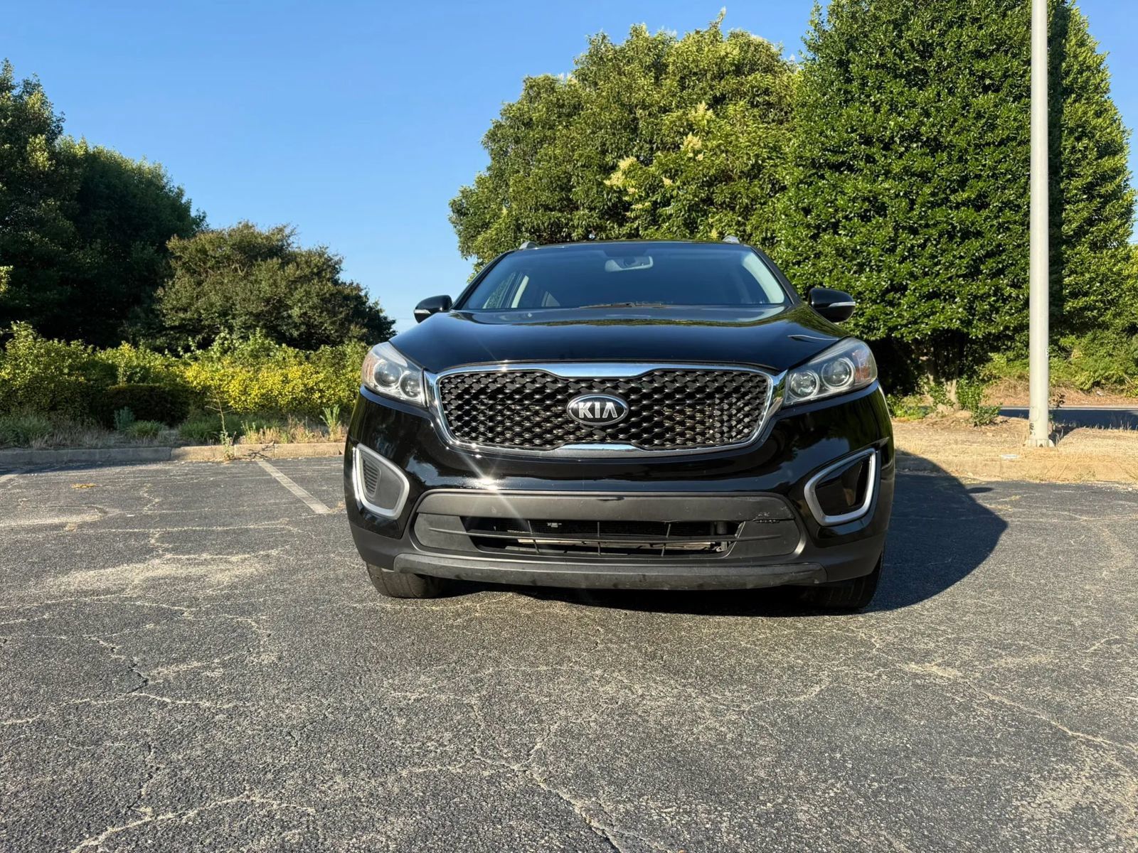 Used 2016 Kia Sorento FWD w/ LX Convenience Package image 2