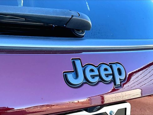 Used 2021 Jeep Compass Trailhawk image 30