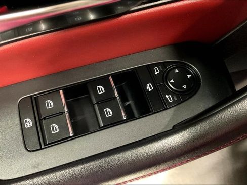 Used 2025 MAZDA CX-70 3.3 Turbo S w/ Premium Package image 40