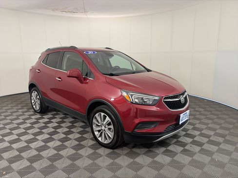 Used 2020 Buick Encore Preferred w/ Safety Package AWD/4WD image 3