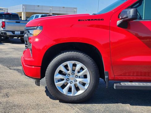 Certified 2023 Chevrolet Silverado 1500 Custom w/ LPO, Dark Essentials Package image 8