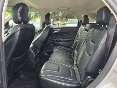 Used 2016 Ford Edge Titanium w/ Technology Package image 17