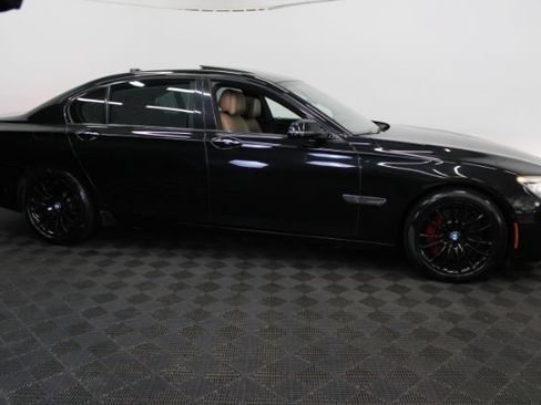 Used 2015 BMW 750Li xDrive AWD/4WD image 5