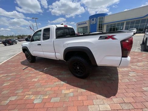 Used 2022 Toyota Tacoma SR w/ SX Package RWD image 27