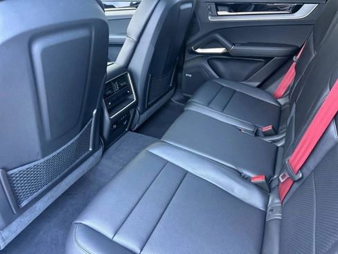 New 2025 Porsche Cayenne S image 81