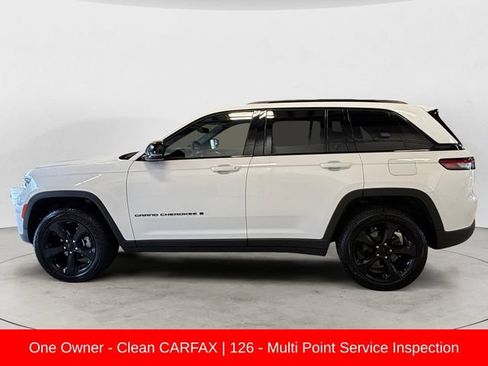Used 2023 Jeep Grand Cherokee Altitude AWD/4WD image 2