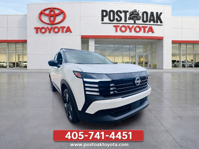 Used 2026 Nissan Kicks SR FWD image 12