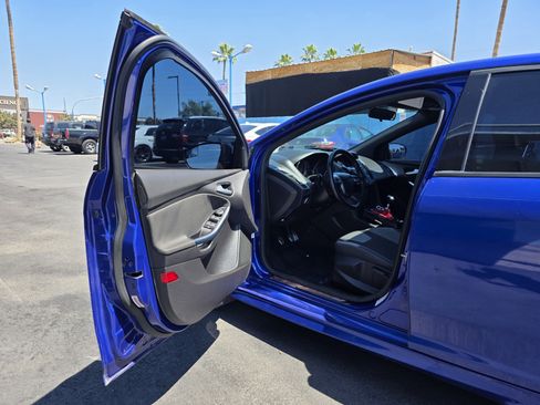 Used 2014 Ford Focus ST image 8