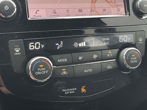 Used 2019 Nissan Rogue SL w/ Premium Package AWD/4WD image 27