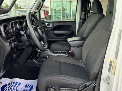 Used 2022 Jeep Wrangler Unlimited Sport image 10