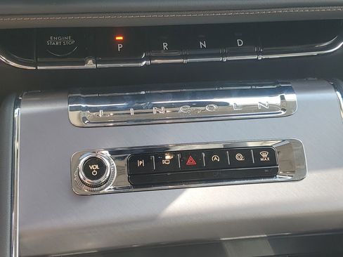 New 2026 Lincoln Aviator AWD image 20