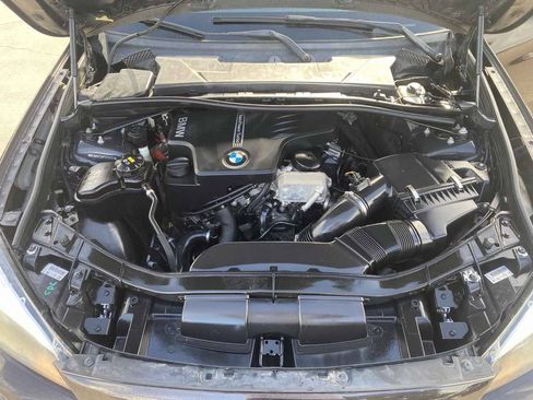 Used 2015 BMW X1 sDrive28i RWD image 16