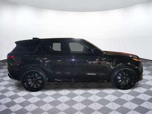 New 2026 Land Rover Range Rover Sport Dynamic SE AWD/4WD image 6