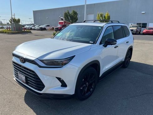 Used 2026 Toyota Grand Highlander AWD Hybrid image 1