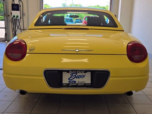 Used 2002 Ford Thunderbird RWD image 11