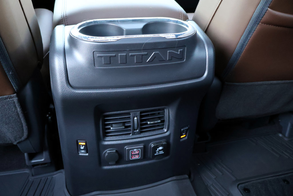 Certified 2024 Nissan Titan Platinum Reserve w/ Moonroof Package AWD/4WD image 17