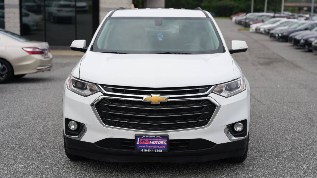 Used 2020 Chevrolet Traverse LT FWD image 2