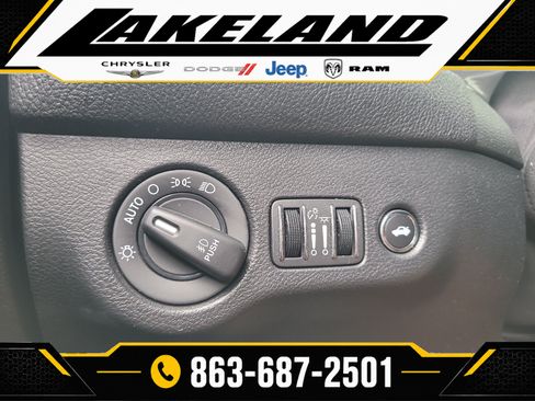 Used 2022 Dodge Challenger R/T Scat Pack w/ Driver Convenience Group RWD image 30