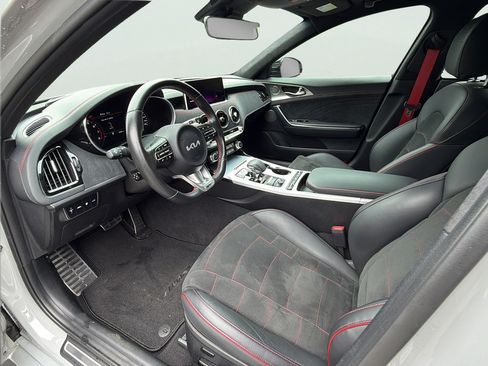 Used 2023 Kia Stinger GT2 w/ Option Group 015 RWD image 9