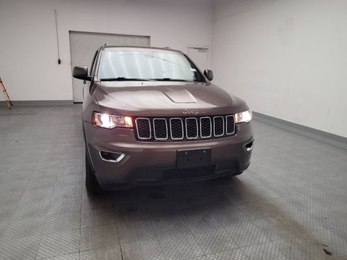 Used 2021 Jeep Grand Cherokee Laredo RWD image 14