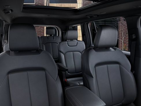 New 2026 Jeep Grand Cherokee L Limited AWD/4WD image 26