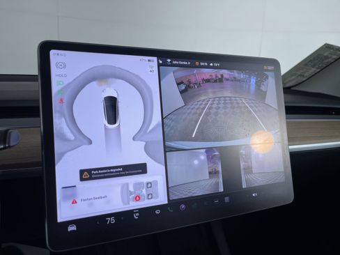 Used 2023 Tesla Model 3 Long Range image 18