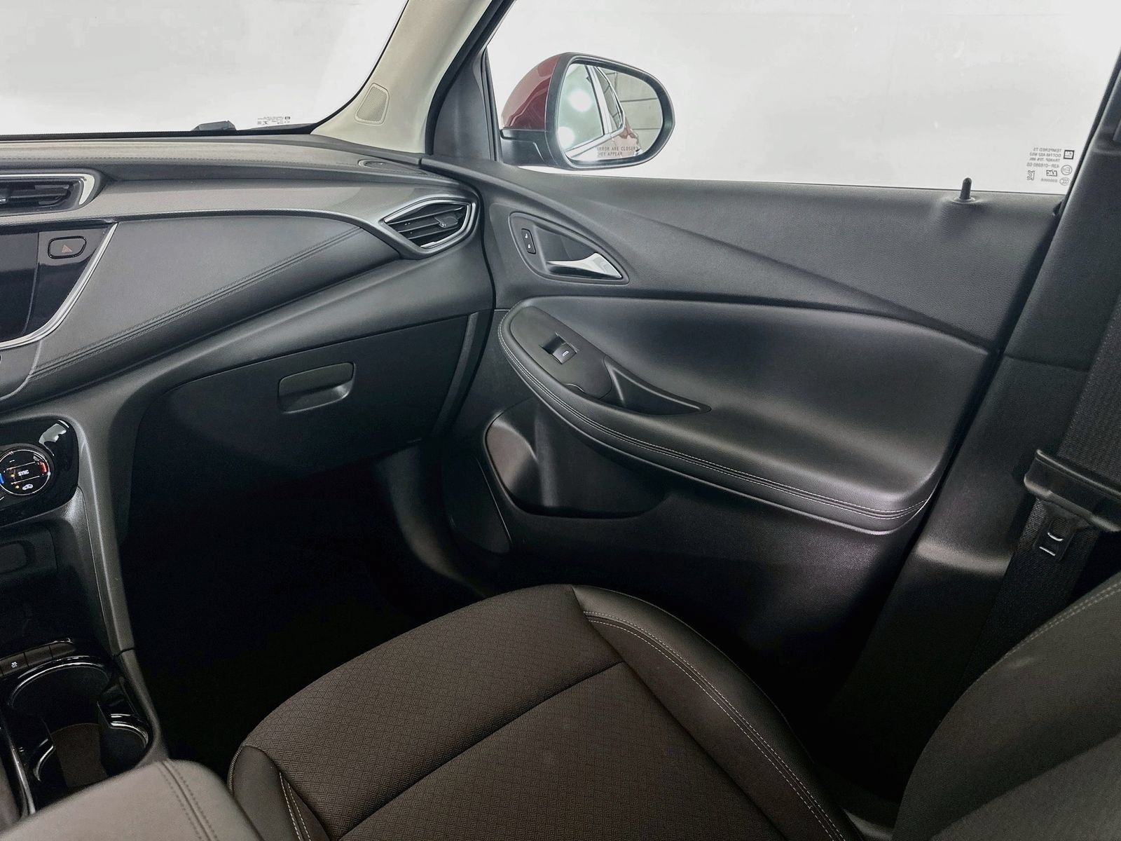 Used 2023 Buick Encore GX Select AWD/4WD image 23