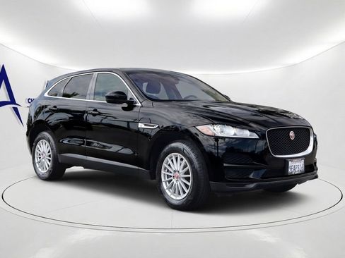 Used 2020 Jaguar F-PACE AWD/4WD image 3