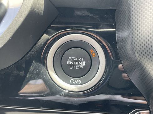 New 2025 RAM 2500 Limited image 18