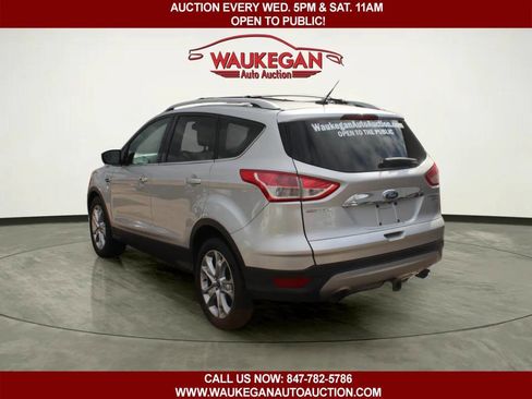 Used 2015 Ford Escape Titanium image 4