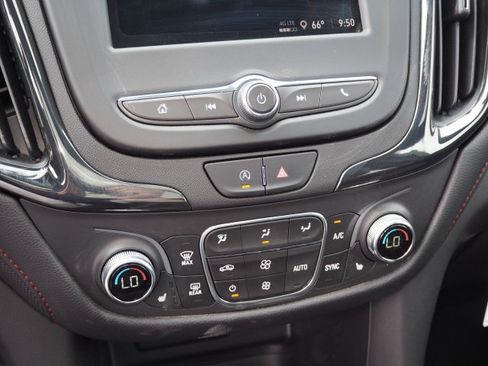 New 2022 Chevrolet Equinox RS w/ LPO, Floor Liner Package image 14