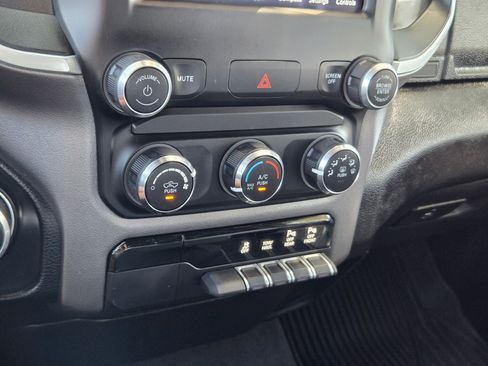 Used 2021 RAM 1500 Lone Star RWD image 17