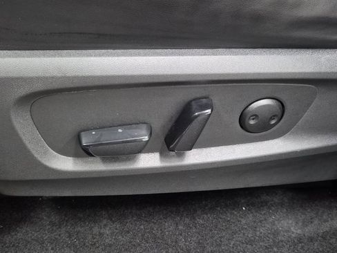 Used 2022 Nissan Pathfinder Platinum w/ Cargo Package image 23