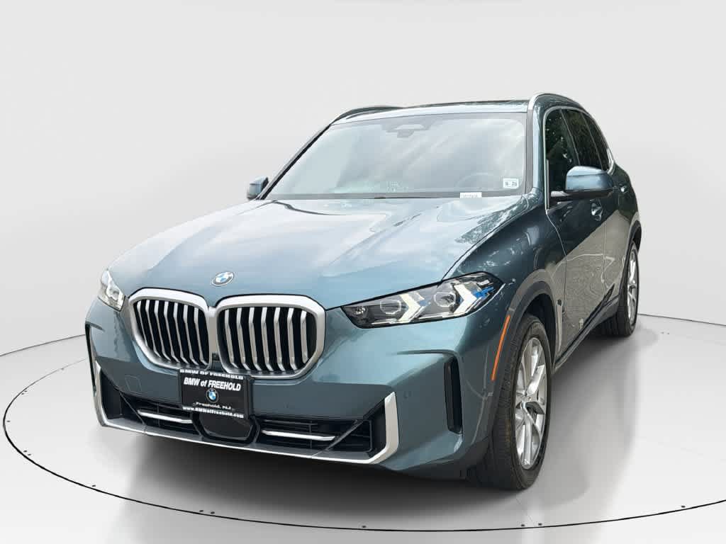 Used 2024 BMW X5 xDrive40i w/ Premium Package AWD/4WD image 1
