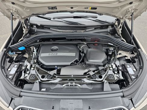 New 2026 BMW X1 xDrive28i w/ Technology Package image 9
