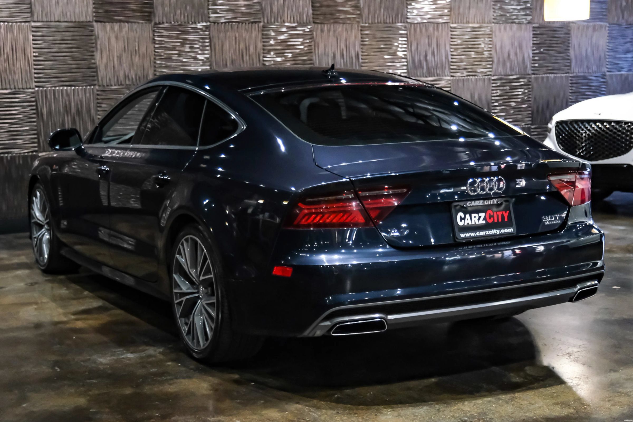 Used 2017 Audi A7 3.0T Premium Plus w/ 20" Wheel & Tire Package AWD/4WD image 9