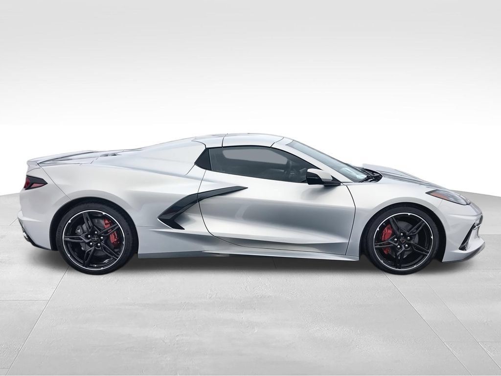 Used 2024 Chevrolet Corvette Stingray Premium Conv w/ 3LT RWD image 9