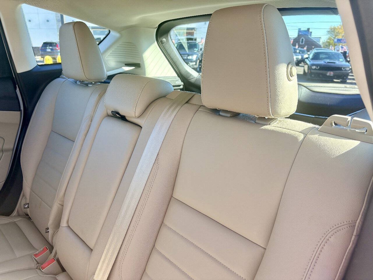 Used 2014 Ford C-MAX Energi SEL FWD image 22