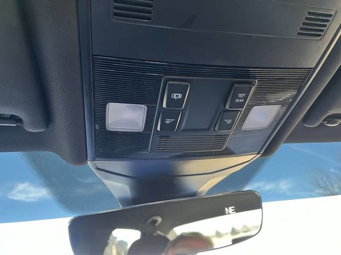 Used 2022 Volkswagen Jetta Sport image 15