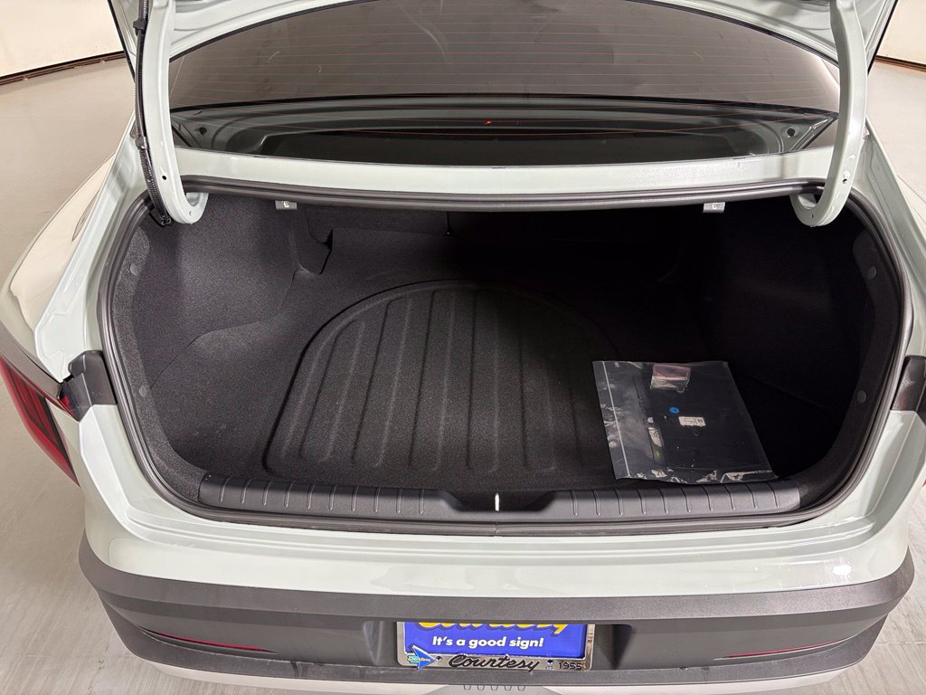 New 2026 Kia K4 FWD image 22