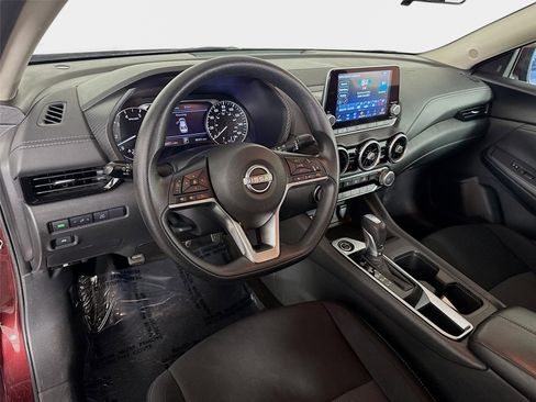 Certified 2024 Nissan Sentra SV FWD image 9